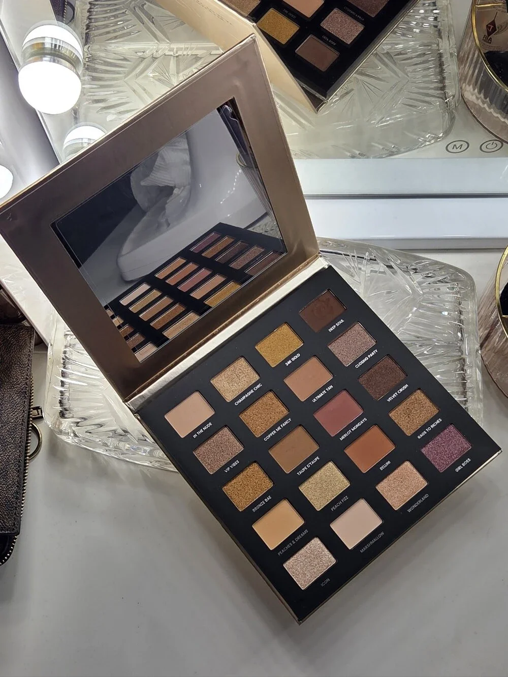 ICONIC London Day to Slay Eyeshadow Palette